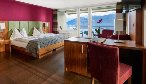 Habitación doble superior, balcón, vistas al lago