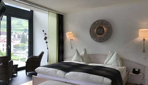Suite, balcón