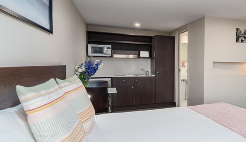 Estudio, 1 cama de matrimonio