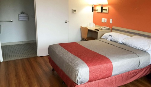 Habitación estándar, 1 cama doble, accesible para personas con discapacidad, no fumadores