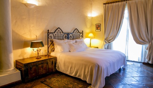 Grand master suite
