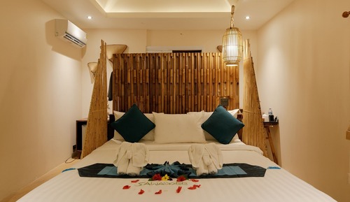 Romantic Signature View
