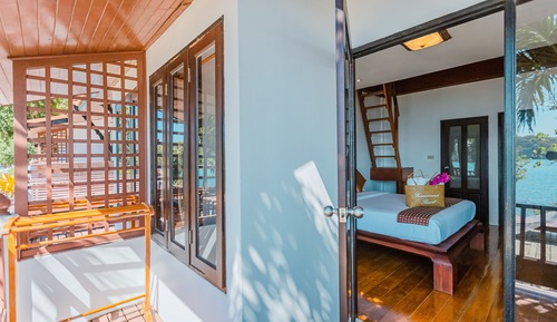 Family Sea View on 2 nd floor