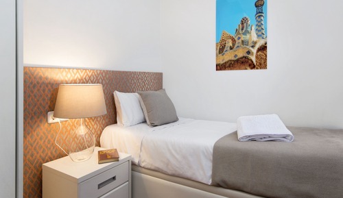 Family Four-Bedroom Apartment