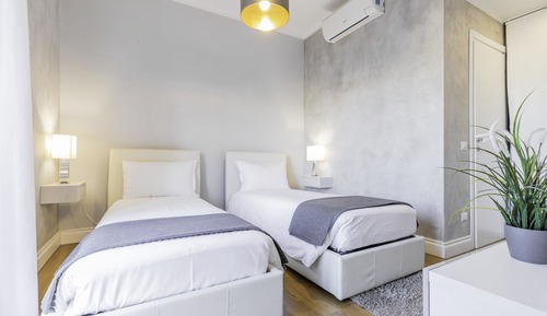 Apartamento, 2 habitaciones (Address Via Plinio 24)