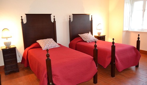Habitación familiar (2 Adults and 1 Child)