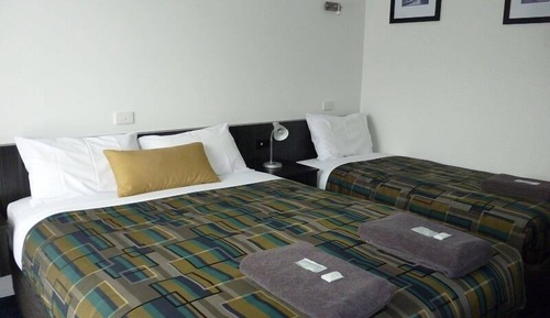 Habitación con 2 camas individuales