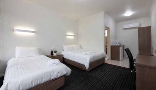 Habitación estándar con 1 cama doble o 2 individuales