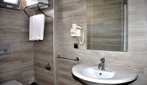 Habitación con 1 cama doble o 2 individuales
