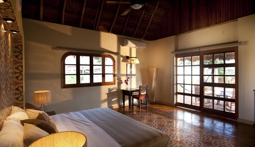 Cabaña Deluxe, 1 cama de matrimonio grande, piscina privada, vistas al jardín (Palapa Roof)