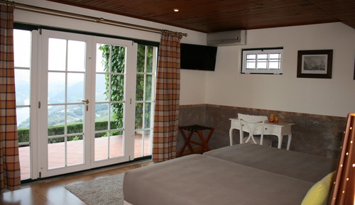 Habitación estándar con 2 camas individuales, vistas al río