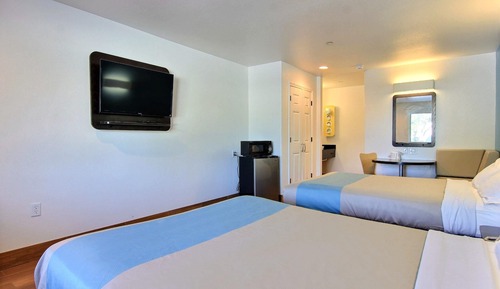 Habitación estándar, 2 camas de matrimonio, no fumadores