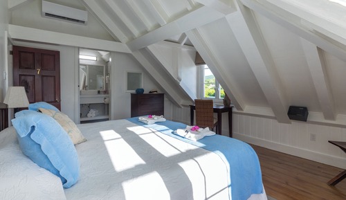 Habitación superior, vistas al puerto