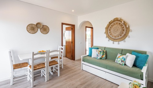 Apartamento superior, 1 habitación, terraza, junto a la piscina