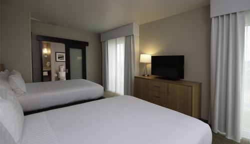 Habitación estándar, 2 camas de matrimonio, accesible para personas con discapacidad (Mobility Tub)