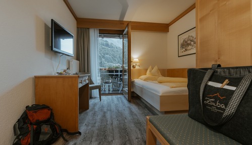 Komfort Einzelzimmer mit Bergblick und Balkon