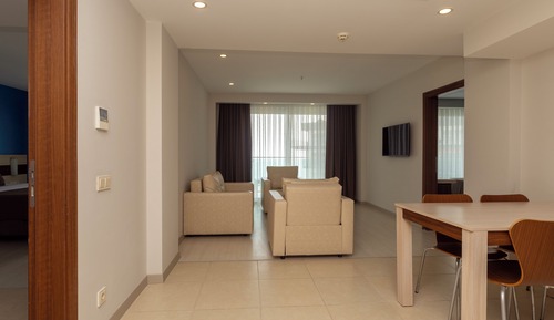 EXECUTIVE GROUND FLOOR