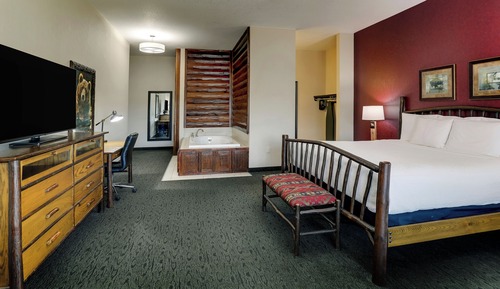 Suite, 1 cama de matrimonio grande, bañera de hidromasaje