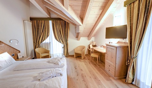 Habitación estándar con 1 cama doble o 2 individuales