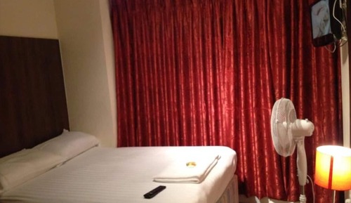 Habitación estándar doble, 1 cama doble, no fumadores, baño privado