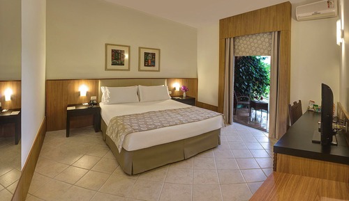 Standard Cama Queen