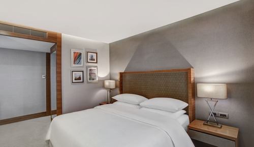 Habitación clásica, 1 cama de matrimonio grande, vistas a la ciudad
