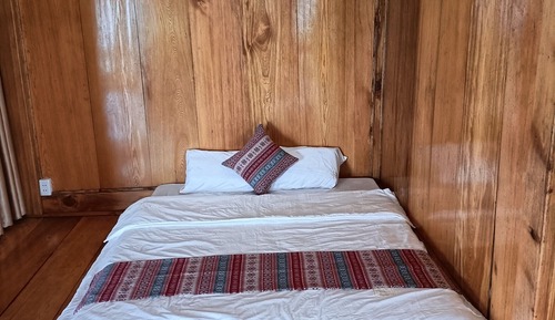 Dormitorio compartido panorámico