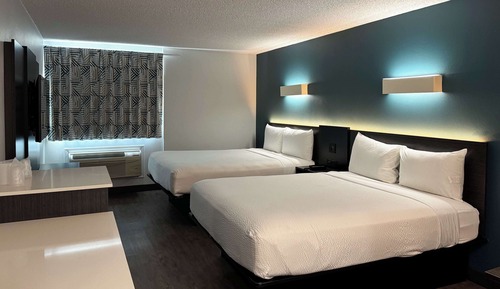 Habitación estándar, 2 camas de matrimonio, accesible para personas con discapacidad, no fumadores