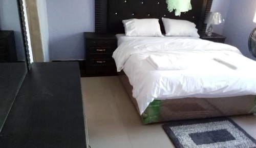 Habitación básica doble de uso individual, 1 habitación, vistas al jardín