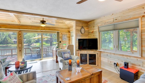 Casa (2 Bedrooms)