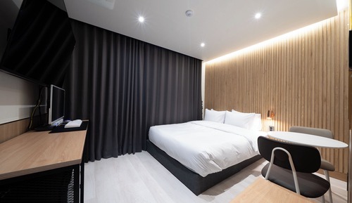 Deluxe Suite Room
