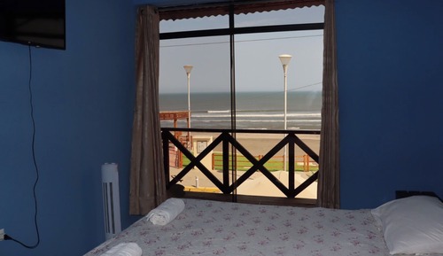 Habitación básica, 1 cama de matrimonio, vistas a la playa