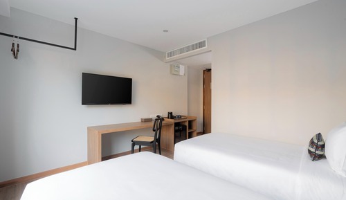 Habitación superior con 1 cama doble o 2 individuales