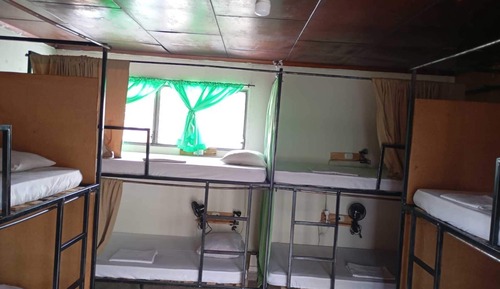 Dormitorio compartido estándar
