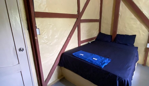 Habitación económica con 1 cama doble o 2 individuales