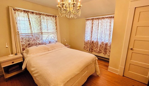 Suite, 1 cama de matrimonio con sofá cama (Burnside One Bedroom Suite)