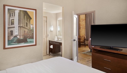 Suite, 1 cama de matrimonio grande, no fumadores, vistas a la ciudad