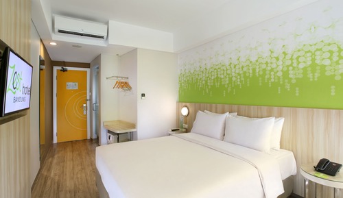 Zest Queen Room