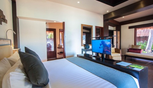 Beach Front Villa (Free Breakfast & Free Roundtrip Airport Transfer)