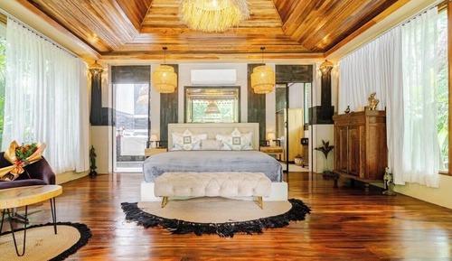 Luxury Pool front Bungalow
