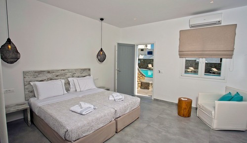 Habitación Deluxe doble, vistas a la piscina