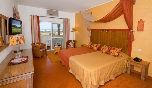 Habitación estándar con 2 camas individuales