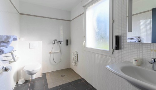 Habitación doble, accesible en silla de ruedas