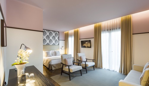 Suite junior (2 Guests )