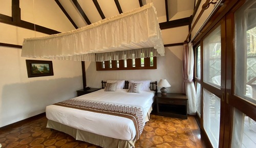 Villa, vistas al jardín