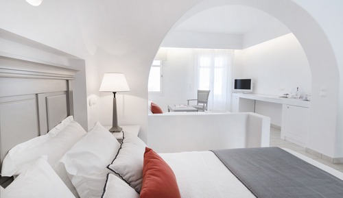 Superior Suite, 1 Queen Bed, Sea View