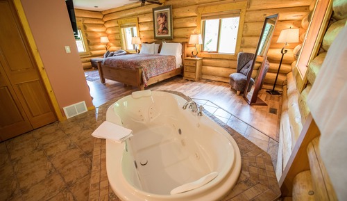 Suite, 1 cama de matrimonio grande con sofá cama