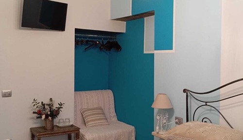 Habitación Confort, baño privado, vistas al patio