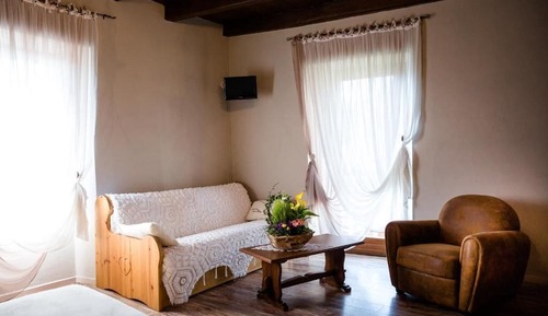 Habitación romántica doble, baño privado, vistas a la montaña