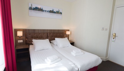 Habitación estándar con 2 camas individuales